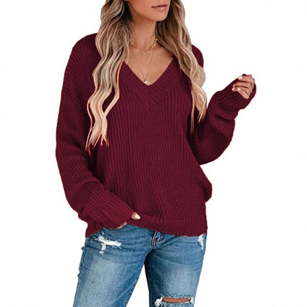 Fine knit pullover for women with V-neck and relaxed fit Lune London