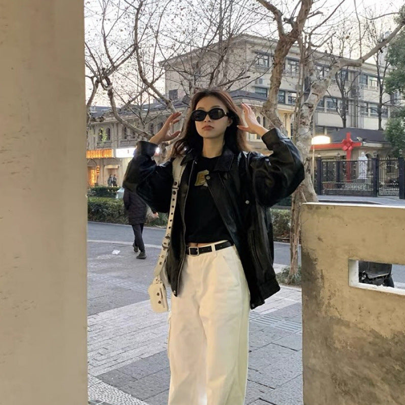 Women's leather jacket in oversized style with fashionable details Chic & Stil