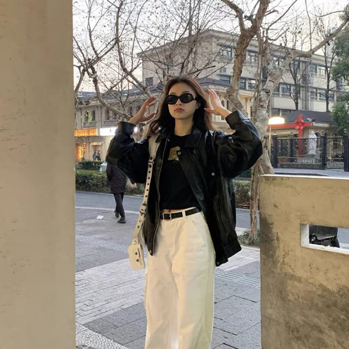 Women's leather jacket in oversized style with fashionable details Chic & Stil