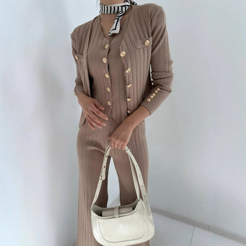 Elegant knitted set for ladies with chic and stylish button details