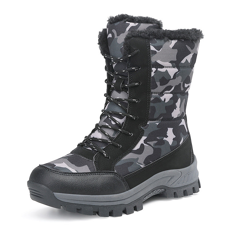 Winter boots for women with a sturdy profile and insulating lining Lune London
