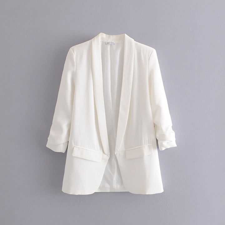 Ladies modern blazer with elegant cut and practical pockets Lune London