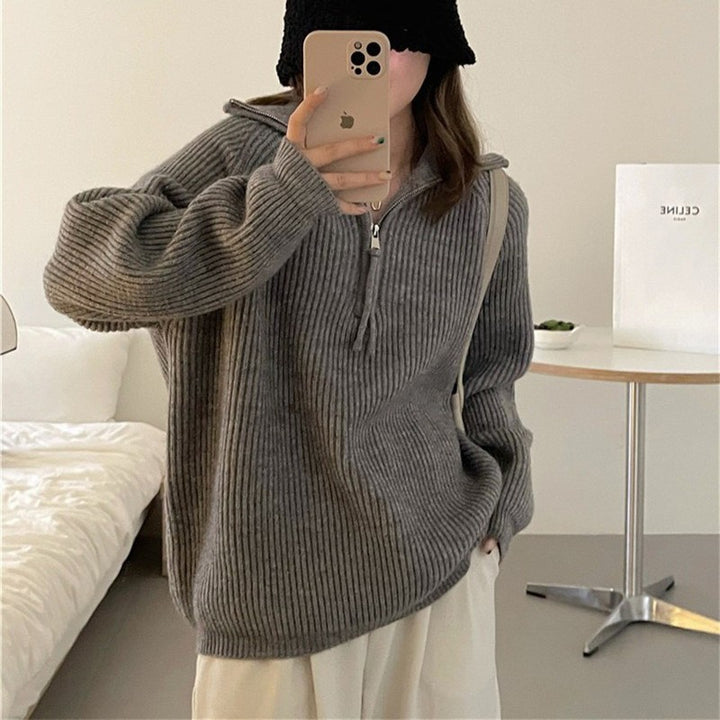 Cozy hoodie for women with high zip Lune London