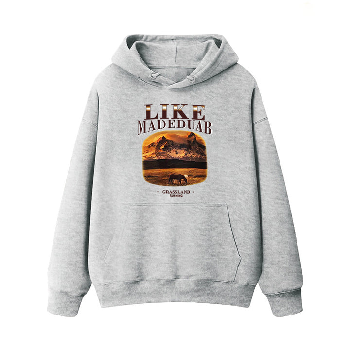 Women's hoodie with artistic landscape motif Chic & Stil