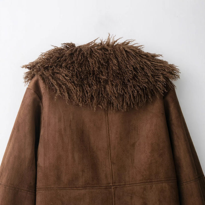 Women's Lambskin Look Coat with Voluminous Teddy Collar Amarae