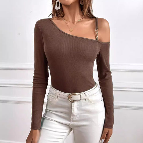 Asymmetrical long sleeve body for women with decorative straps Chic & Stil