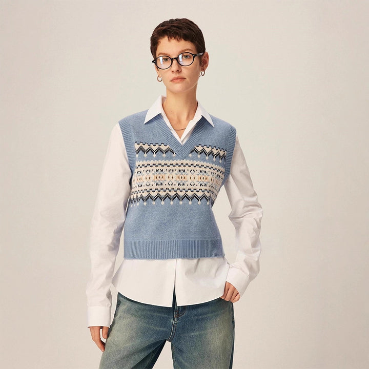Pull en maille à la mode pour femmes avec décolleté en V et motif géométrique Chic & Stil