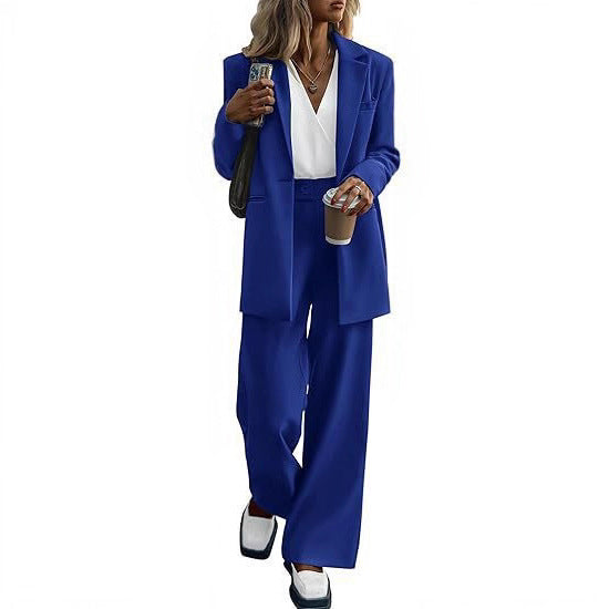 Women Elegant set with fitted silhouette and modern accents Lune London