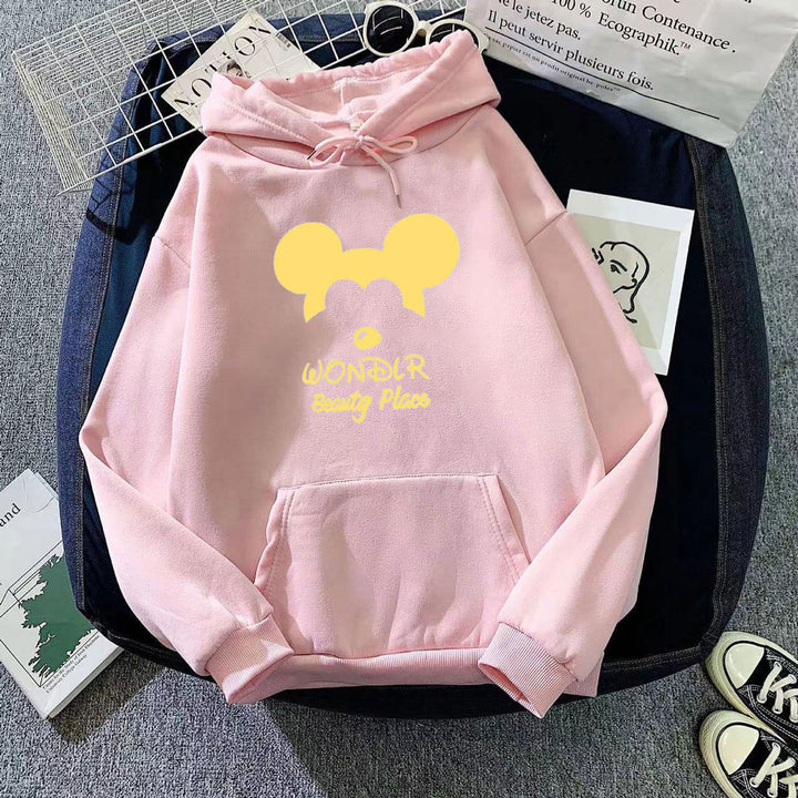 Women's hoodie with playful animal motif Chic & Stil