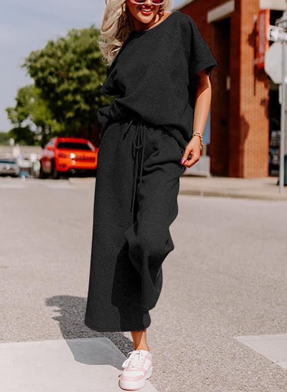 Casual jumpsuit set for ladies in soft material with elastic waist and wide legs Lune London