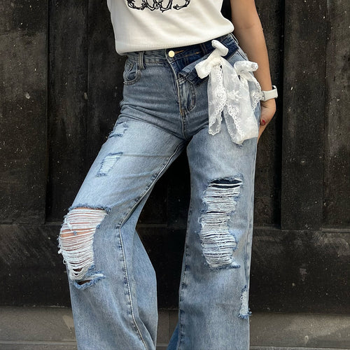 Destroyed jeans for women in relaxed oversized fit Amarae