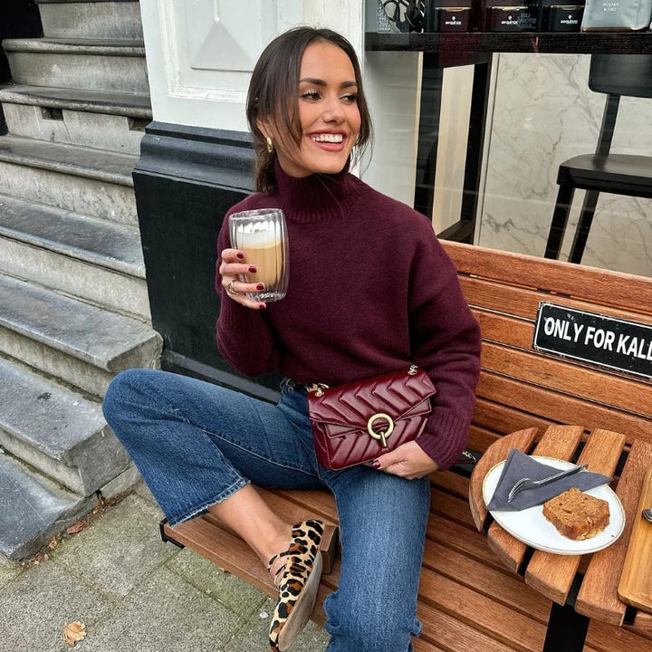 Cozy turtleneck sweater for ladies Lune London