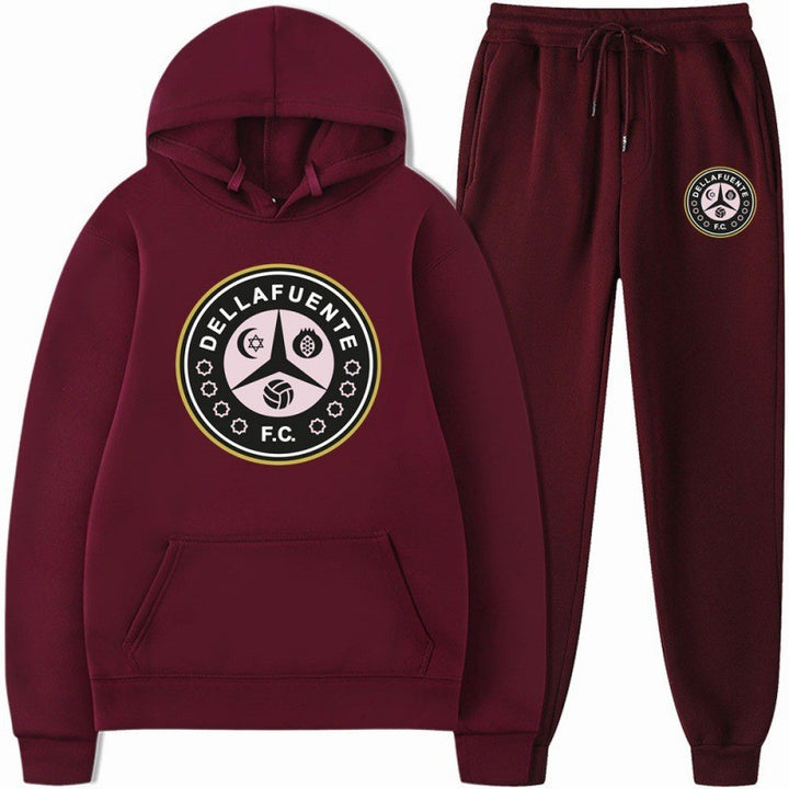Women's tracksuit with sporty logo and comfortable fit Chic & Stil