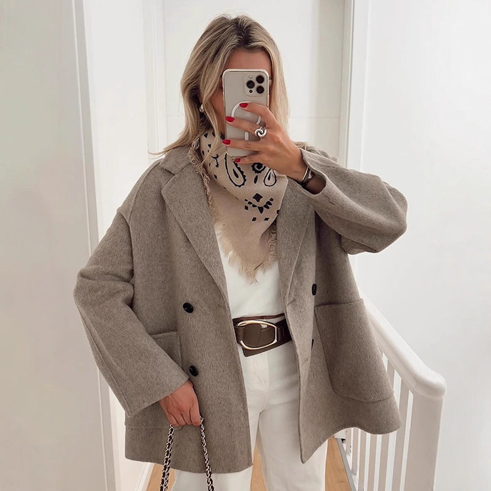 Women's Boxy Wool Blend Cocoon Jacket with Double-Breasted Button Placket and Wide Lapels Amarae