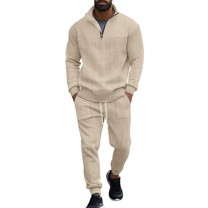 Men's sporty knit set with modern high collar and zipper Lune London