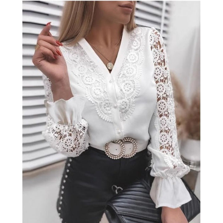 Blouse élégante pour femmes avec détails en volants Chic & Stil