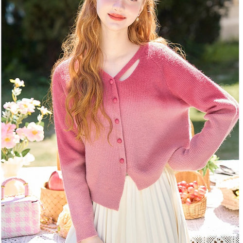 Cardigan en angora pour femmes avec des détails modernes découpés Chic & Stil