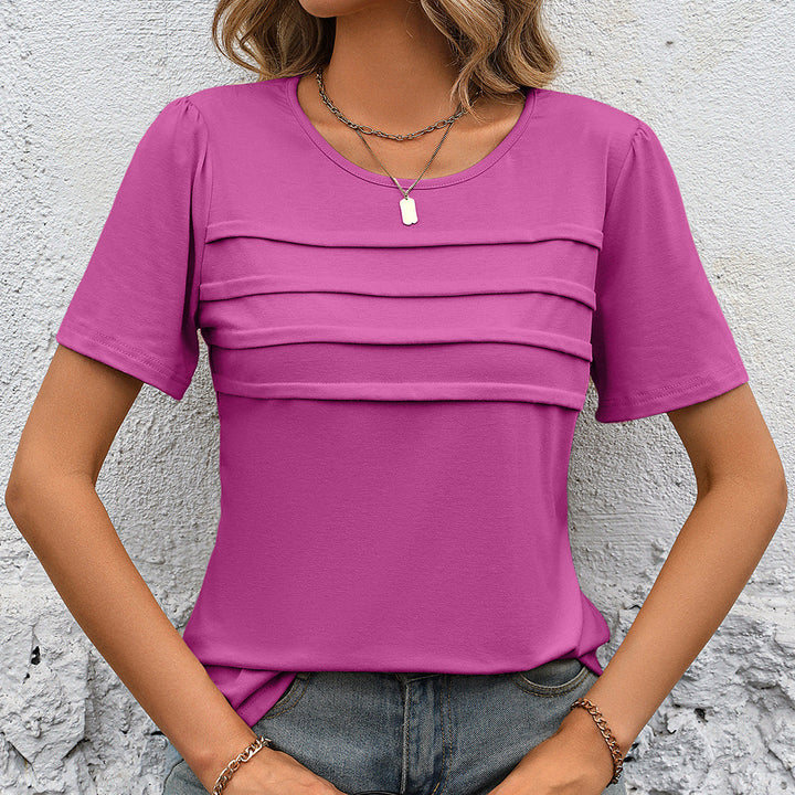 Elegant women's t-shirt with textured design Lune London