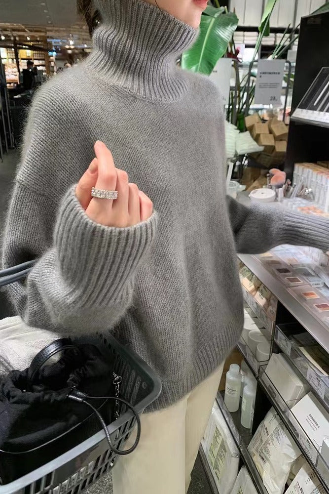 Ladies Cozy High-Quality Knit Turtleneck Sweater Lune London