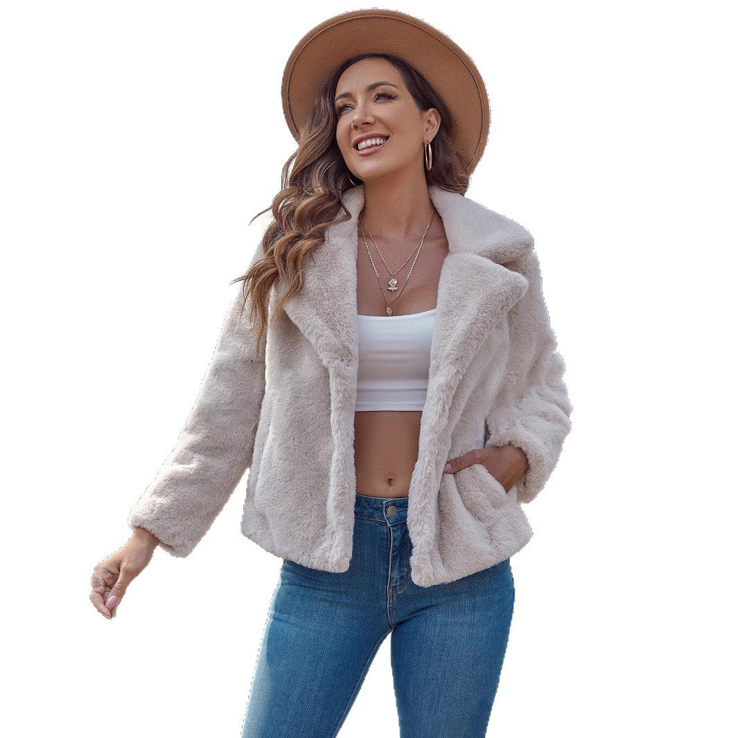 Fleece jacket for ladies with a chic and elegant look