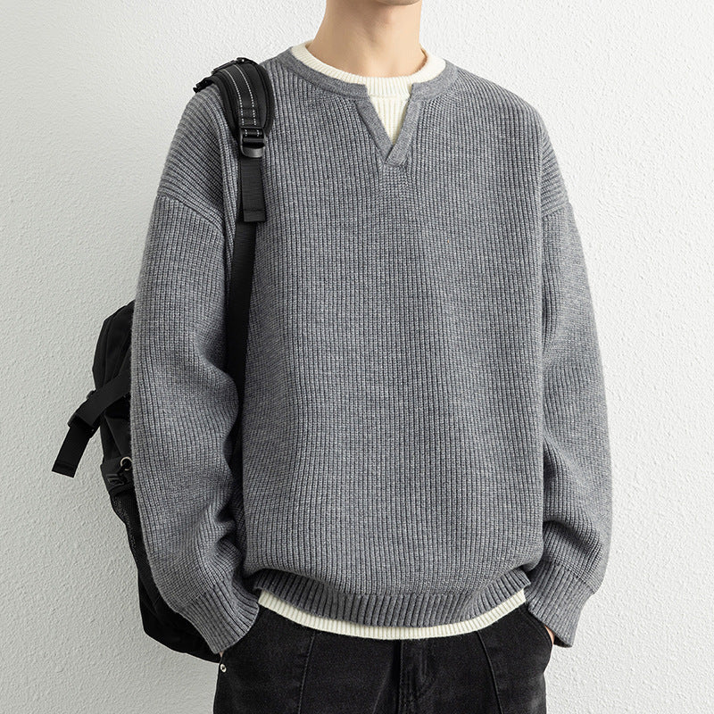 Men's knit sweater with V-neck and structured design Lune London