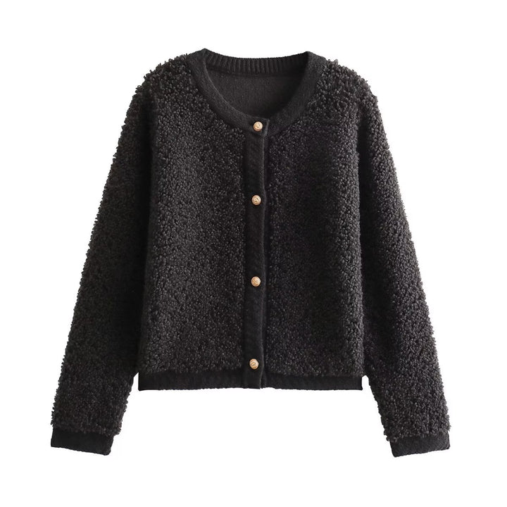Cozy fleece jacket for women with decorative wooden buttons and an elegant fit Lune London