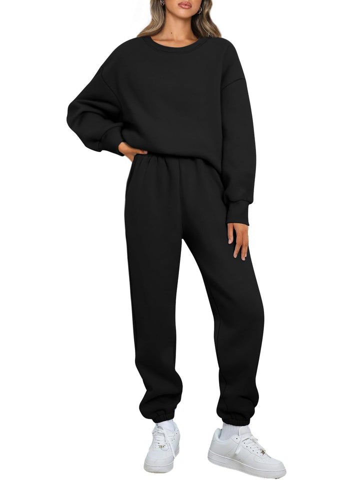 Women's comfortable leisure suit with oversized cut and elastic waistband Chic & Stil