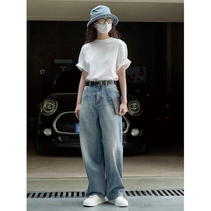 Ladies loose-fitting vintage denim pants with extra wide leg and high waist Amarae