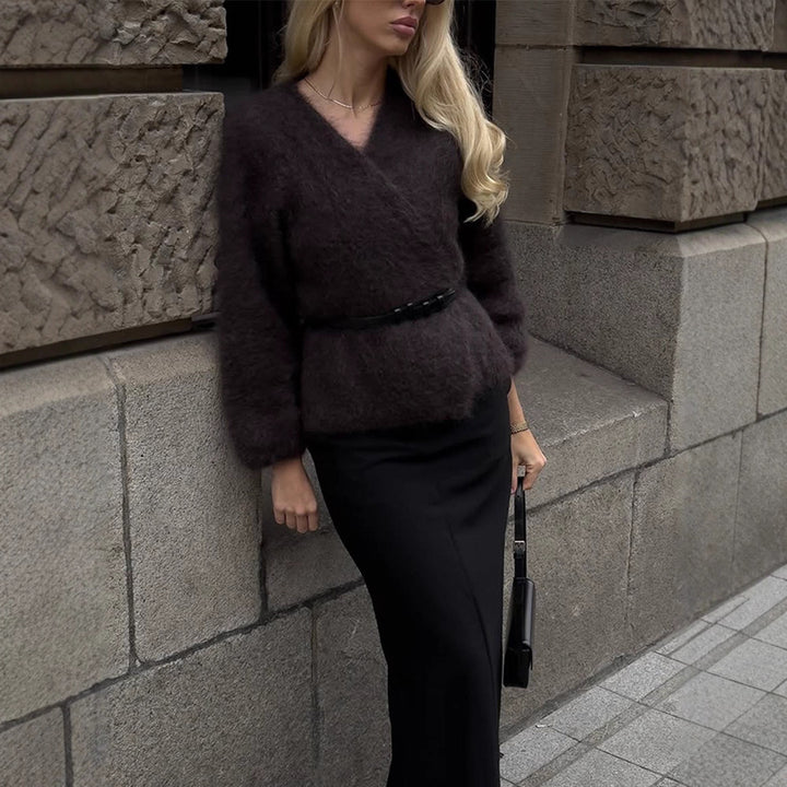 Women's Fluffy Mohair Sweater with Balloon Sleeves and Slightly Cropped Cut Amarae