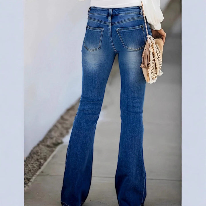 Women's high-waisted flared jeans with visible button fly, destroyed knee & sculpting stretch fit Amarae