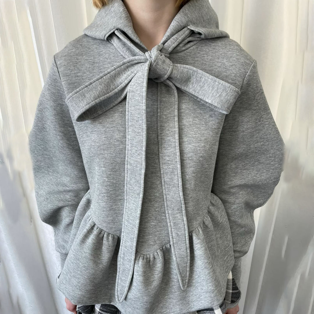 Sweater woman with tie detail and ruffles Lune London