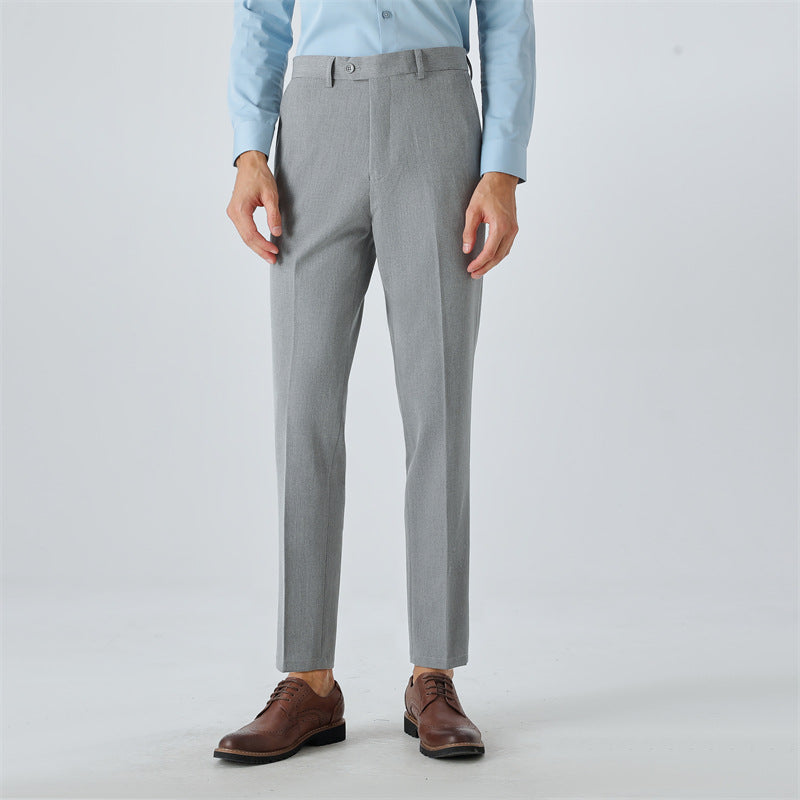 Elegant suit trousers for men with a slim fit and fine pattern Amarae