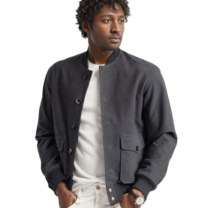 Casual quilted jacket for men with practical pockets Amarae