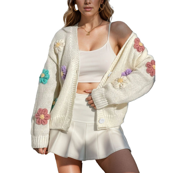 Ladies cozy sweater with floral design Lune London