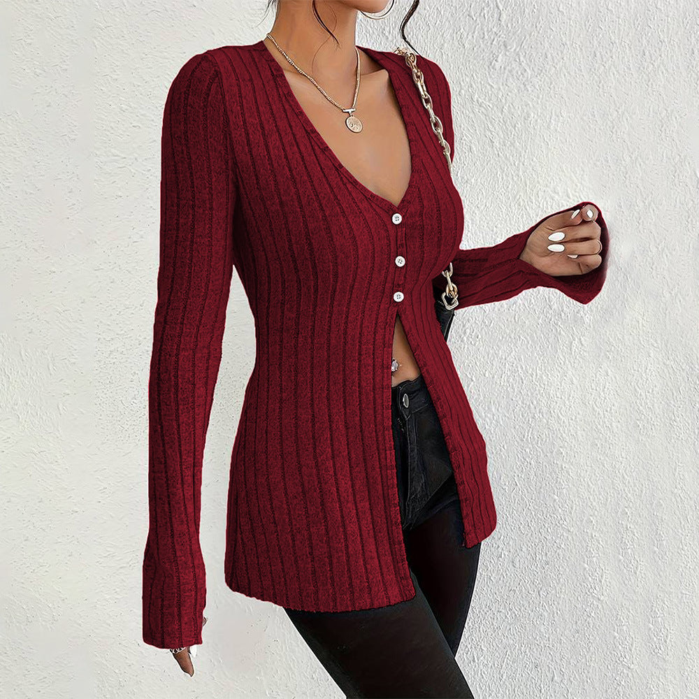 Cardigan long à manches longues pour femmes avec une fine structure en côtes et des détails de boutons élégants Chic & Stil
