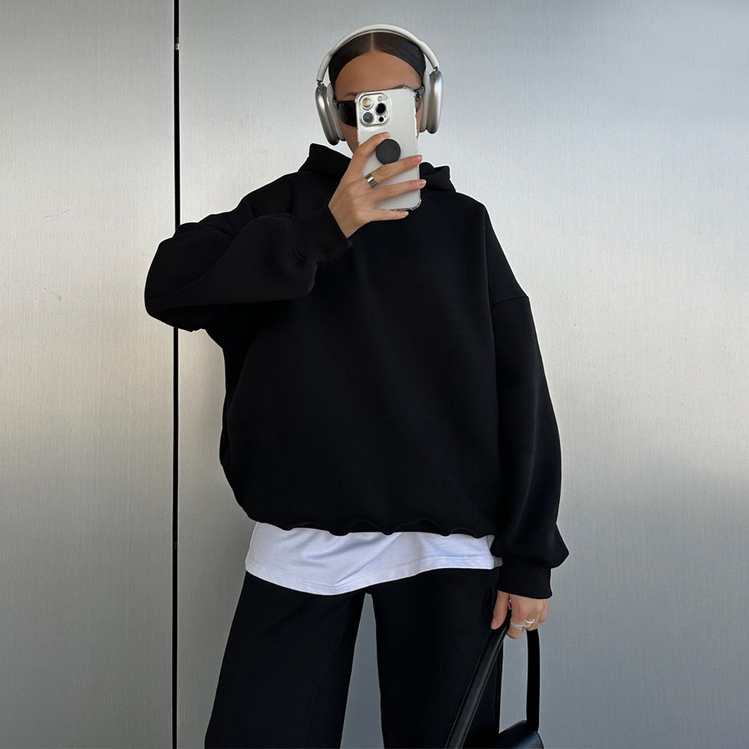 Ensemble de hoodie sportif et de pantalon de jogging pour dames Chic & Stil