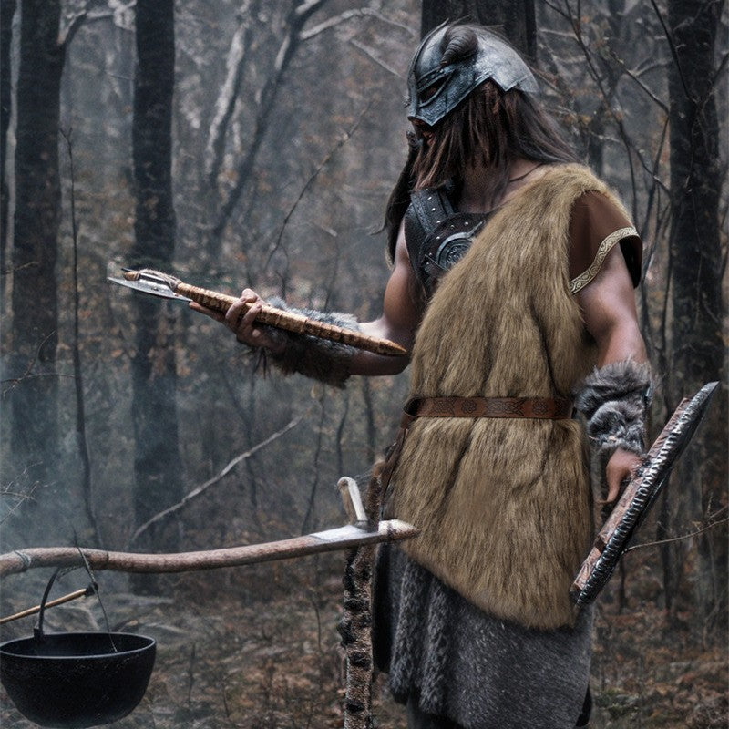 Unisex shoulder cape made of faux fur with decorative leather belt and asymmetrical cut Amarae
