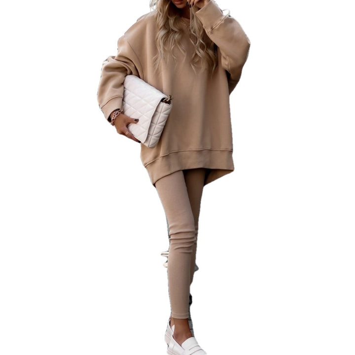 Ladies oversized sweatshirt with voluminous sleeves and a comfortable fit Lune London