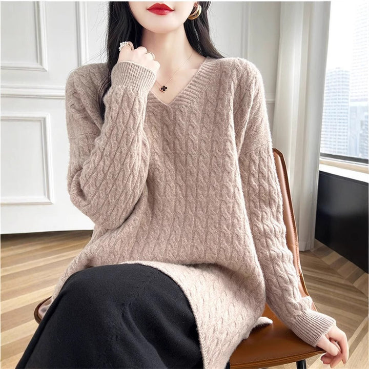 Pull épais en tricot pour femme avec deep V-neck et tissu texturé Chic & Stil
