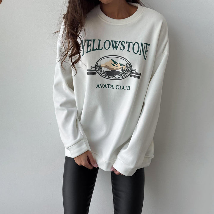 Casual sweater for women with creative mountain pattern and comfortable fit Lune London