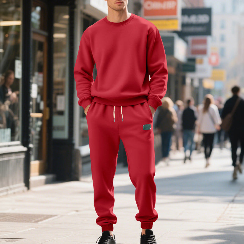 Chic and stylish comfortable sweatshirt and jogging set for men