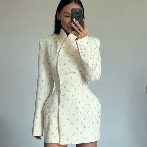 Trendy blazer dress for women with floral design and fitted cut Amarae