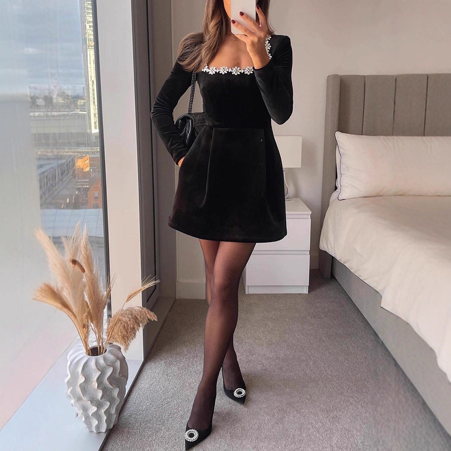Women Elegant Velvet Dress with Floral Applications and Boat Neck Lune London