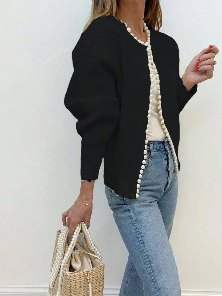 Cardigan élégant pour femmes avec des détails de boutons ornementés de perles et une coupe moderne Chic & Stil