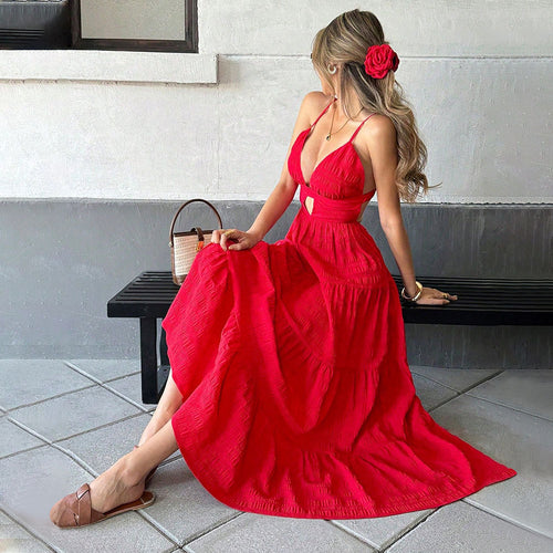 Robe maxi pour femmes avec des détails découpés séduisants et une silhouette fluide Chic & Stil