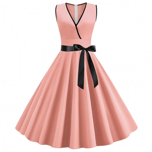 Robe portefeuille pour femmes avec jupe volumineuse et taille élégante Chic & Stil