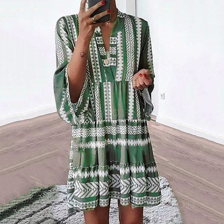 Casual wrap dress for women with voluminous sleeves and a graphic pattern Lune London