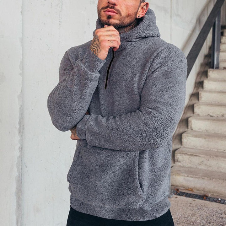 Men's hooded sweatshirt in soft teddy material with a practical kangaroo pocket Lune London