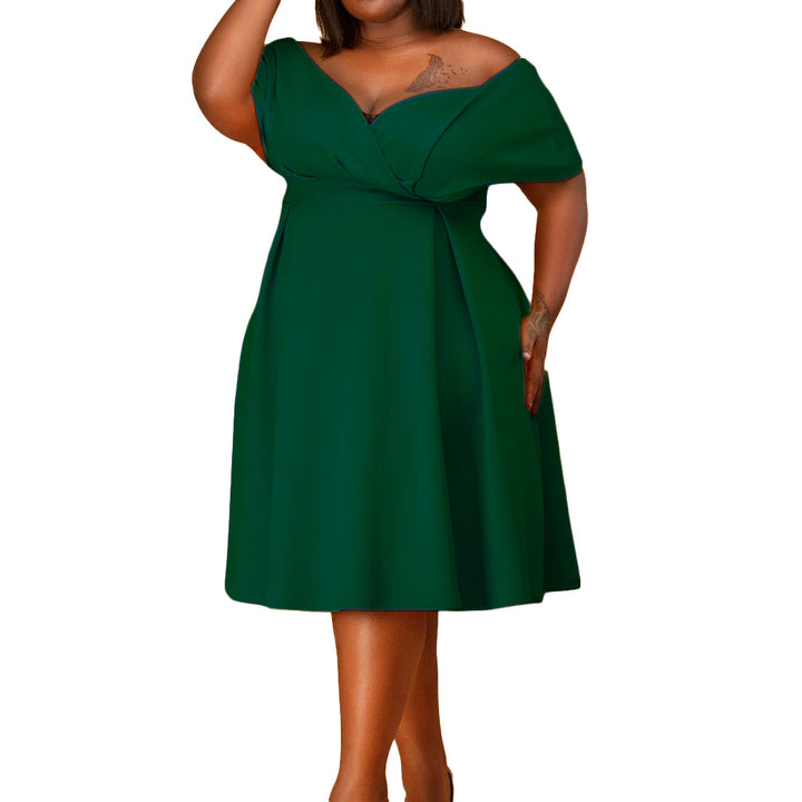 Evening dresses for women with a fluid skirt and elegant draping Lune London
