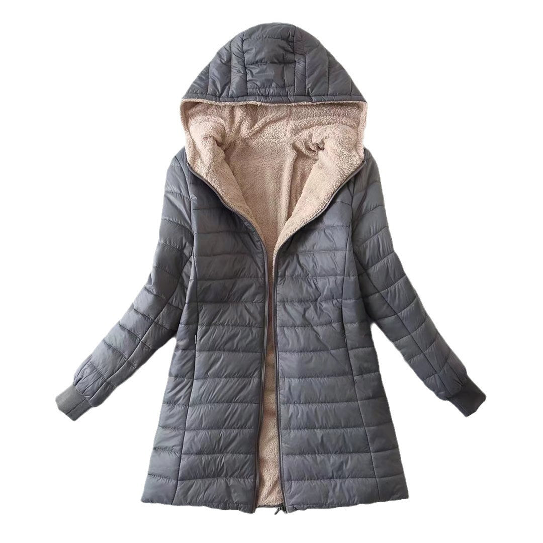 Quilted transitional jacket for women with hood and comfortable interior Lune London